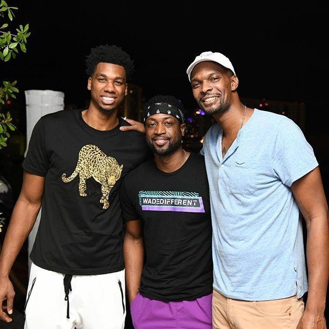 欧冠冠军、世界冠军&前枪手球探：本周寿星“野兽”卡伦布（欧冠与世界杯双冠得主、前阿森纳球探：本周寿星“野兽”卡伦布）