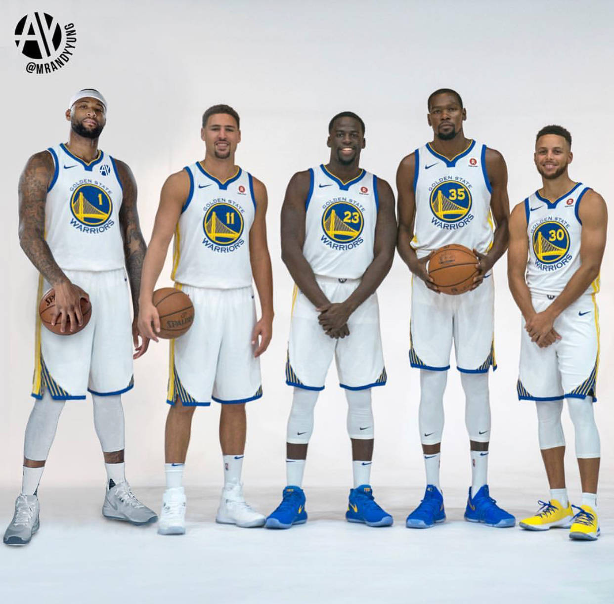 他这球的滞空时间太夸张（这球的滞空时间太离谱了）