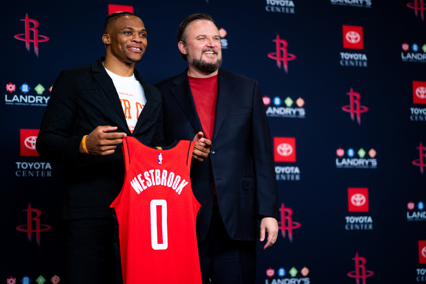 阿莫林：我们还有很多工作要做；姆伯莫会成为重要的一员（阿莫林：仍有大量工作要完成，姆伯莫将成为关键力量）