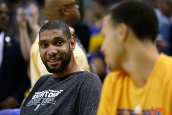 巴萨有意？德天空：努萨没解约条款，莱比锡冬窗不打算卖他（巴萨心动？德媒：努萨无解约金，莱比锡冬窗无意出售）