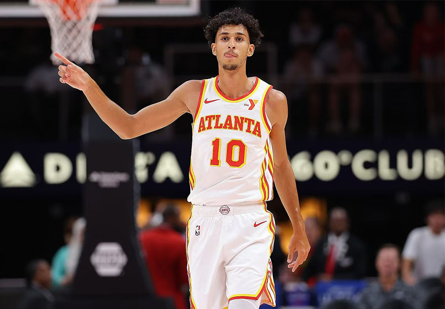 尹鸿博：伤病彻底击垮了我，自己只剩一颗狂跳却无能为力的心（尹鸿博：伤病击溃了我，心在狂跳却无力回天）