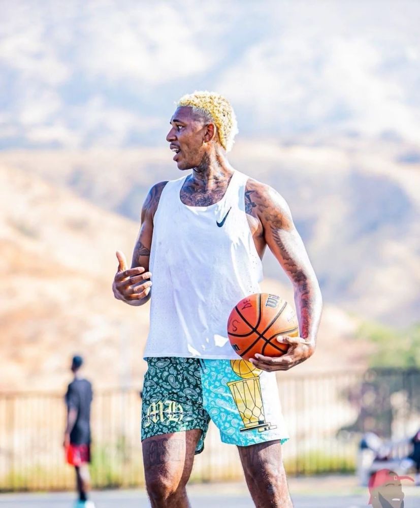 法尔克：尤文和利物浦都询问了明夏免签格纳布里的可能（法尔克：尤文与利物浦已询问格纳布里明夏免签是否可行）