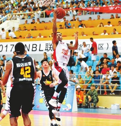 罗马2分优势领跑意甲，迪卡尼奥：真正的考验是强强对话（罗马2分优势登顶意甲，迪卡尼奥：强强对话才见真章）