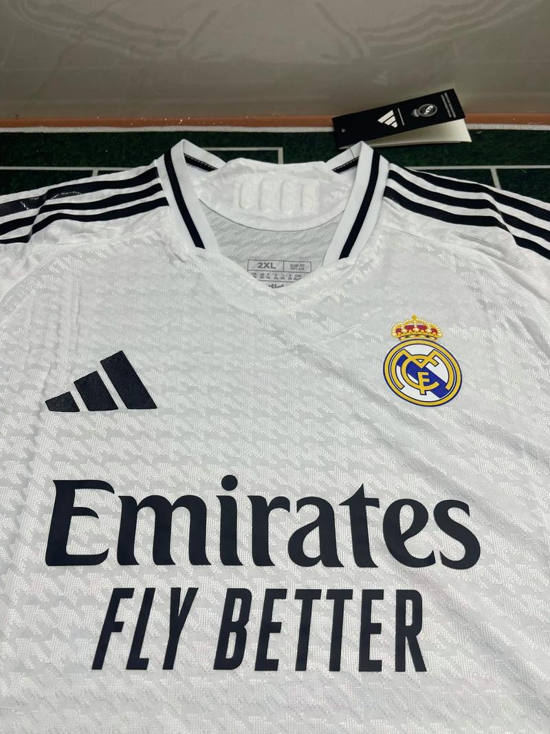 马绍尔半场高效表现，助力球队领先（马绍尔上半场高效发挥，带队取得领先）