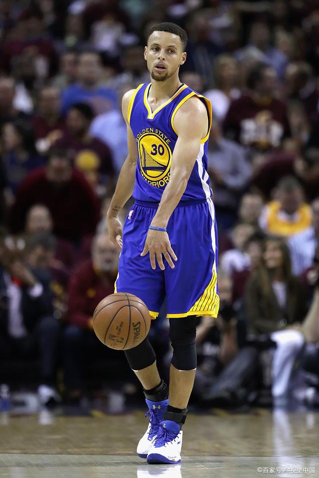 埃迪-豪：队内最近出现了病毒蔓延，托纳利等多名球员身体不适（埃迪-豪：球队近期遭病毒侵袭，托纳利等多名球员出现不适）